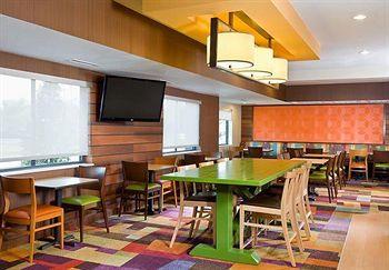 Fairfield Inn & Suites Lexington Keeneland Airport Exterior foto